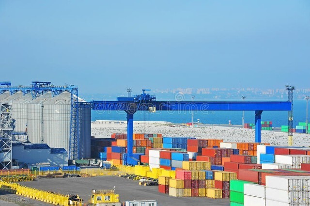 歐洲多國因風暴港口關閉航運停運；美西塞港情況有所好轉