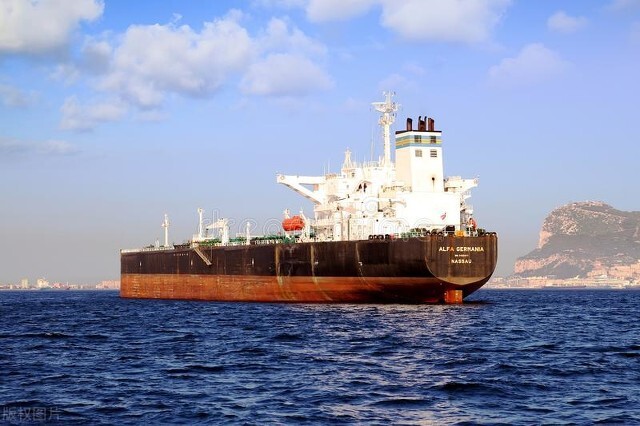 俄烏局勢惡化，油輪“搶油”運價一天暴漲超五倍